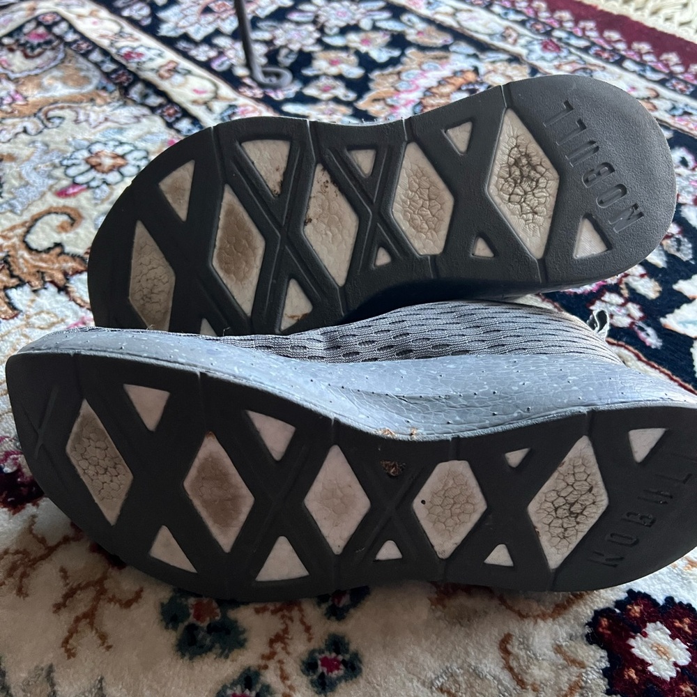 NOBULL Journey Women's shoes - Charcoal Grey w/ flecks of grey and blk on soles